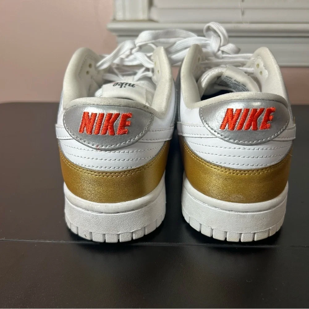 NIKE Dunk Low Heirloom Women's Metallic Silver Gold White Size 8 1/2 No Box